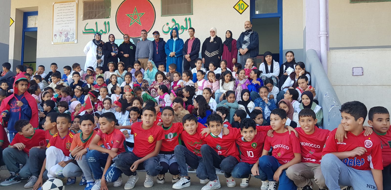 في أجواء احتفالية تخلد مدرسة ابن حمديس بآزمور الذكرى 70 لاستقلال المغرب