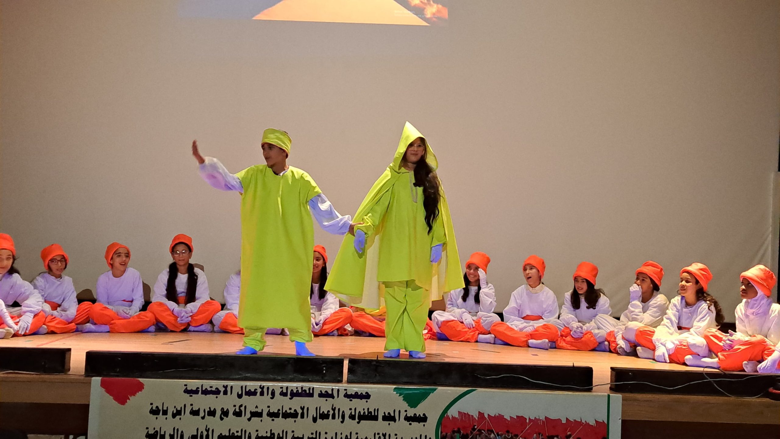 الفنان محجوب أوزال في ملحمة  «رحلة النصر»: لأطفال المغرب الذين  يحيون التاريخ